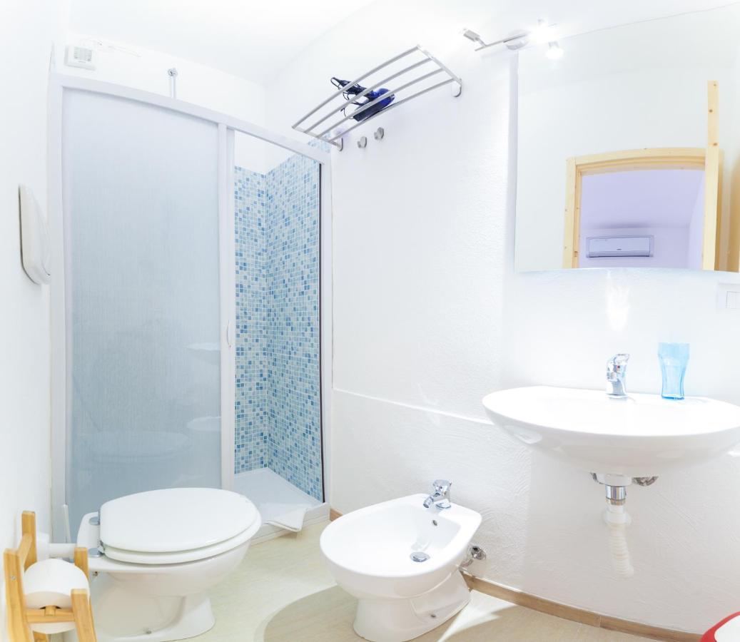 Brezza B&B Golfo Aranci Exterior photo